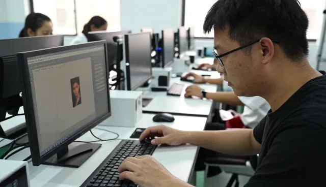 成都箐云广告传媒有限责任公司专注广告设计制作，提供完善短视频拍摄制作方案